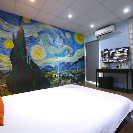 Luca Hotel Тайджун Екстериор снимка
