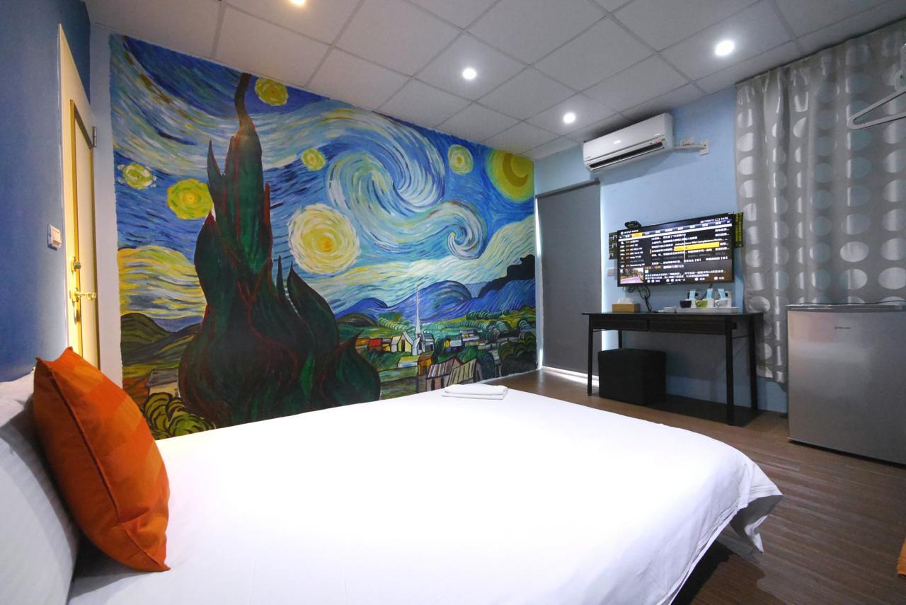 Luca Hotel Тайджун Екстериор снимка