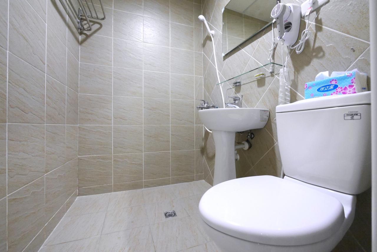 Luca Hotel Тайджун Екстериор снимка